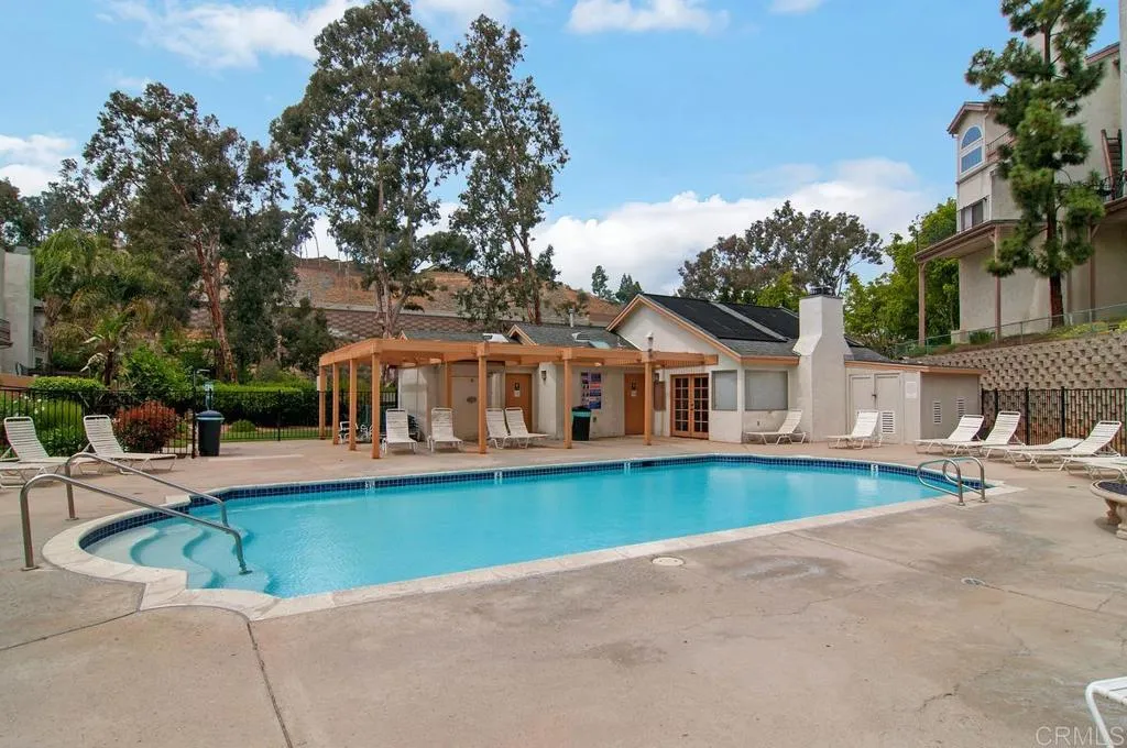 https://cdn.realtyfeed.com/cdn/127/307095370/96f5cf828408a57fb91ae7321444e2f3.webp