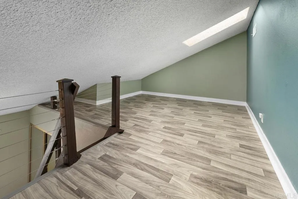 https://cdn.realtyfeed.com/cdn/127/307095370/e0f5e785b0d245c40c6b24c5f5f2efcb.webp