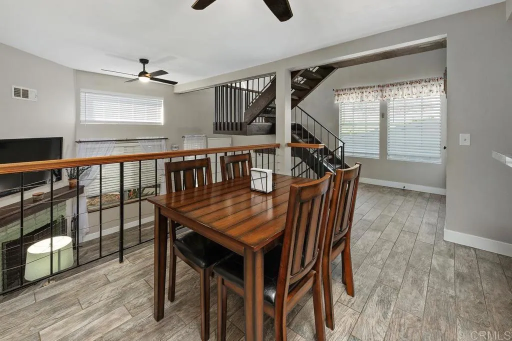 https://cdn.realtyfeed.com/cdn/127/307095370/ef8fd0eb68d2498fb64577f2f72e6737.webp