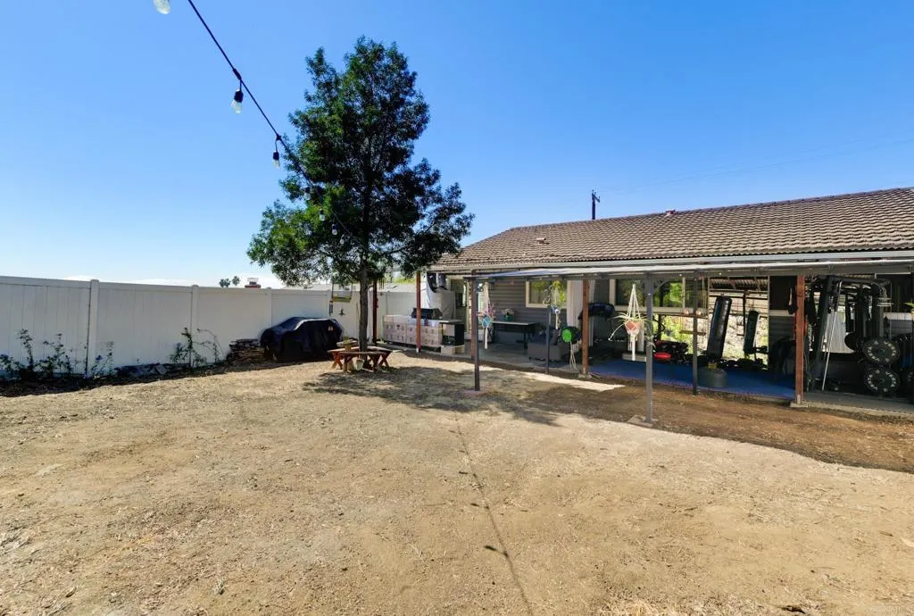 https://cdn.realtyfeed.com/cdn/127/307095463/37812c6fce03801639f23e203828af47.webp