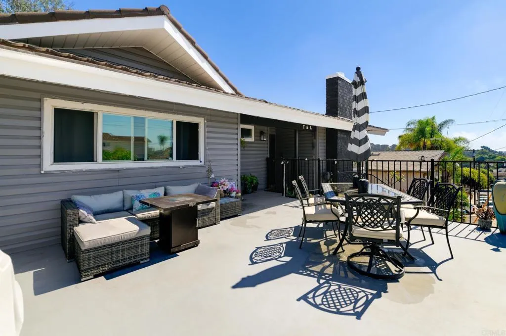 https://cdn.realtyfeed.com/cdn/127/307095463/5f82931cdd94bb01ce2dfc47f5216c29.webp