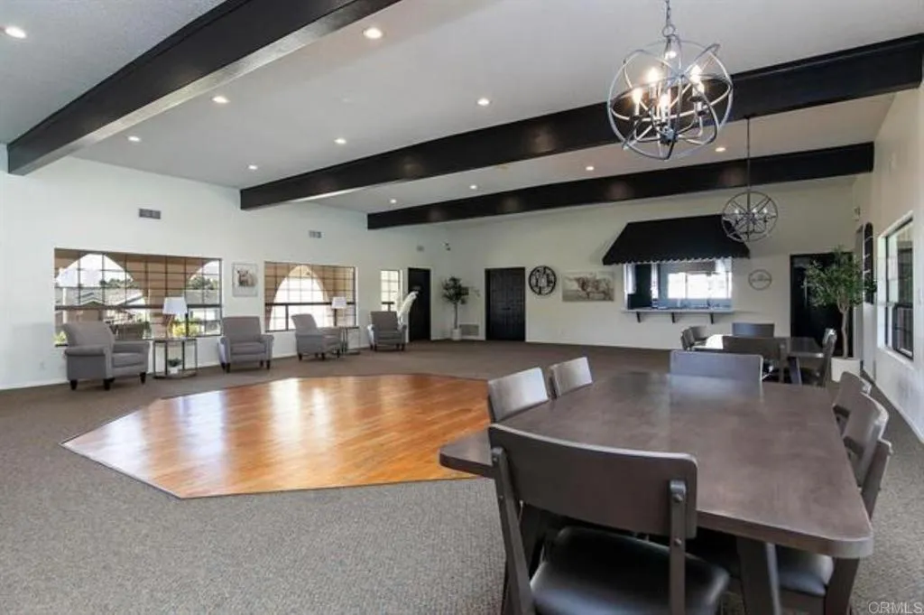 https://cdn.realtyfeed.com/cdn/127/307095562/82ae27940fbe2d76272cd70db866d291.webp