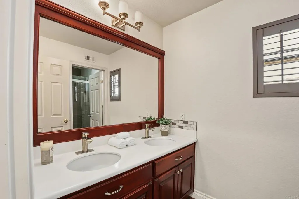 https://cdn.realtyfeed.com/cdn/127/307095566/16320a287880986edbd449910ed2708d.webp