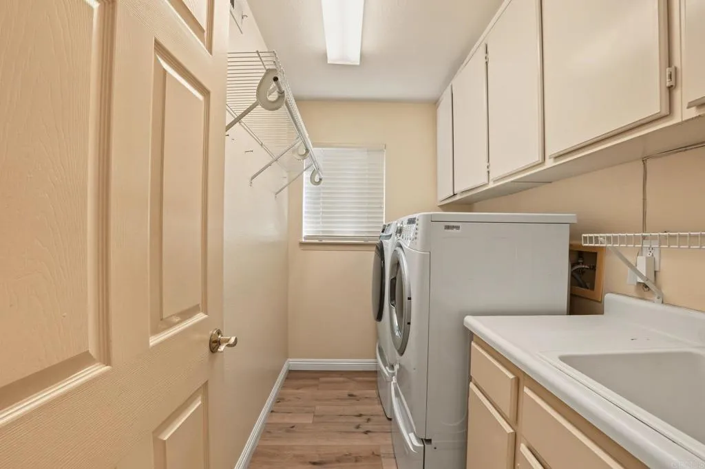 https://cdn.realtyfeed.com/cdn/127/307095566/904fcb6989d8a14941d6e283292d6337.webp