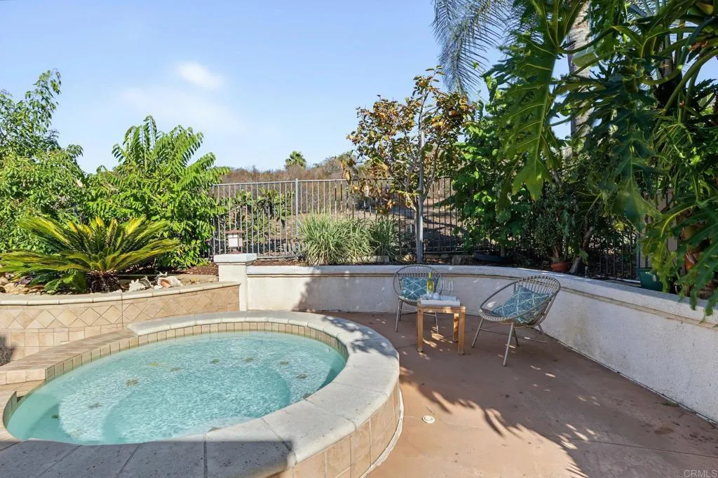 https://cdn.realtyfeed.com/cdn/127/307095566/bacb3a292f092a481458f11c64625294.webp