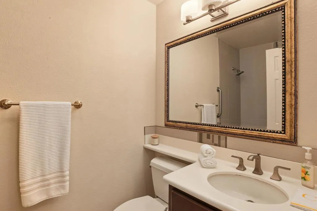 https://cdn.realtyfeed.com/cdn/127/307095566/f3ab21beaf414f00e61662254e35a673.webp
