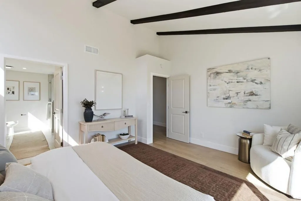 https://cdn.realtyfeed.com/cdn/127/307095569/c16d114430f99bf98a9df7a74d3c80fe.webp