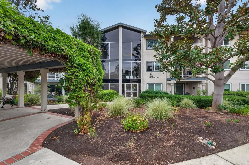 https://cdn.realtyfeed.com/cdn/127/307095649/64762f16c2729a39470575921338cf75.webp