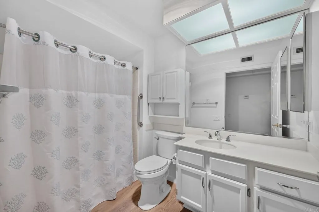https://cdn.realtyfeed.com/cdn/127/307095649/efc5c4db1431d9c3fabd7ad0a3510c84.webp