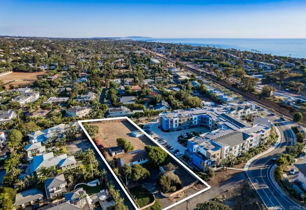 https://cdn.realtyfeed.com/cdn/127/307095660/203a93929536847d97e59cb4630f677e.webp