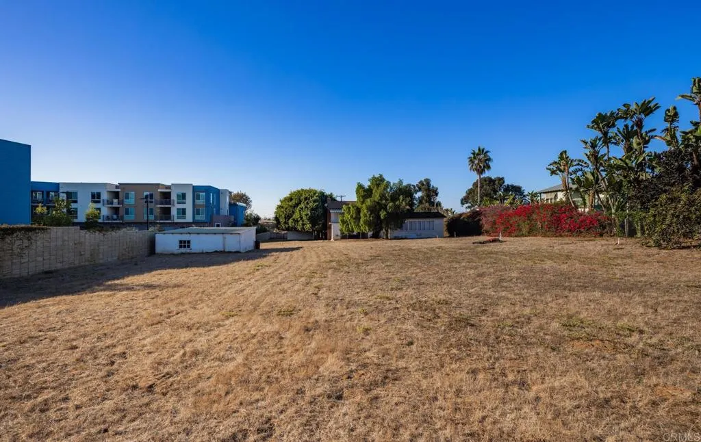 https://cdn.realtyfeed.com/cdn/127/307095660/ba6cddb16f1ccb7283f04209fad854e2.webp