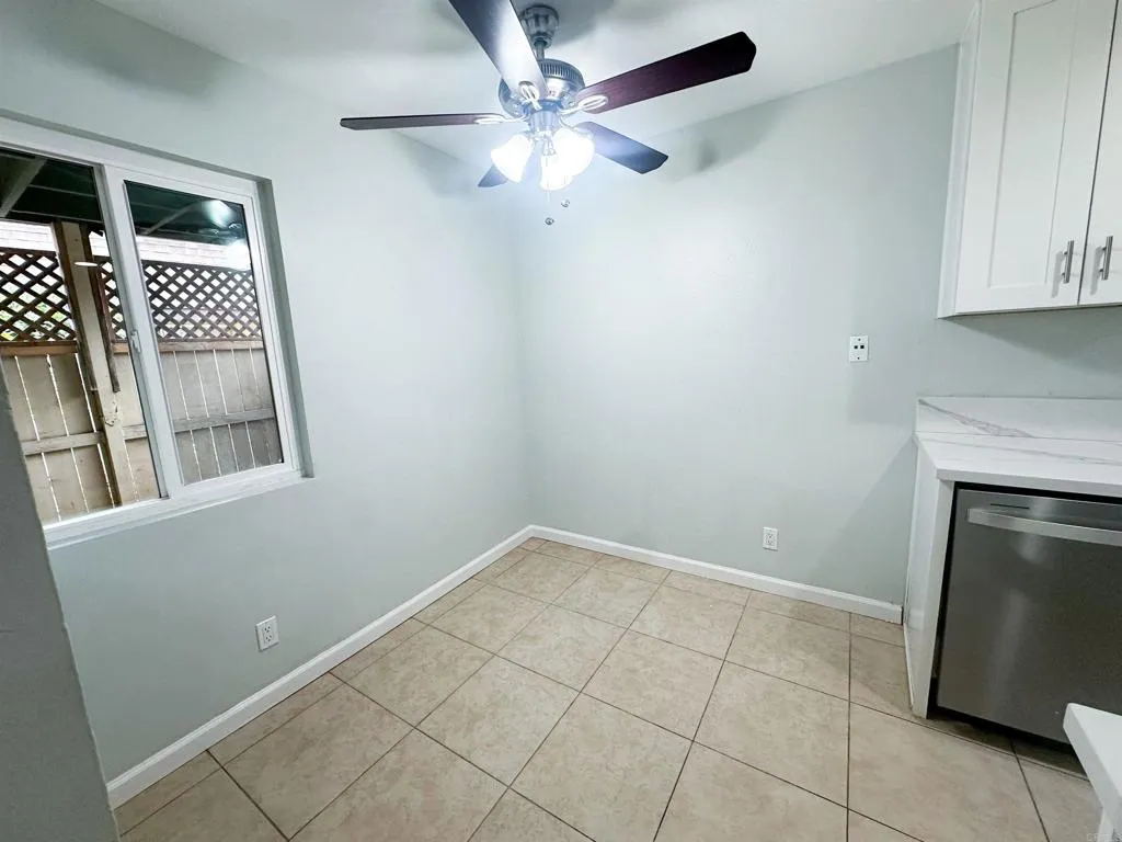 https://cdn.realtyfeed.com/cdn/127/307095735/255680bb5229872c819014cc857f0c1f.webp