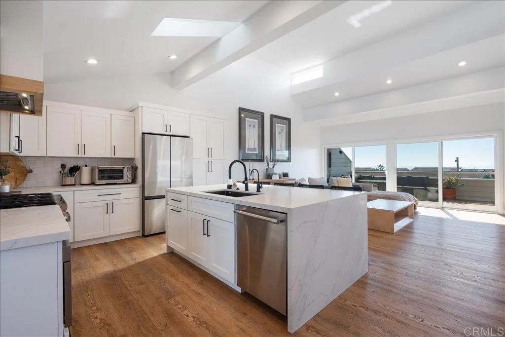 https://cdn.realtyfeed.com/cdn/127/307095765/911658c4a1a8dd584e1a75b52146e4d6.webp
