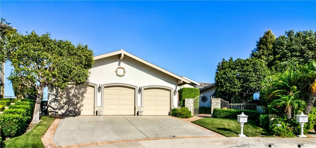 32042 Isle Vista