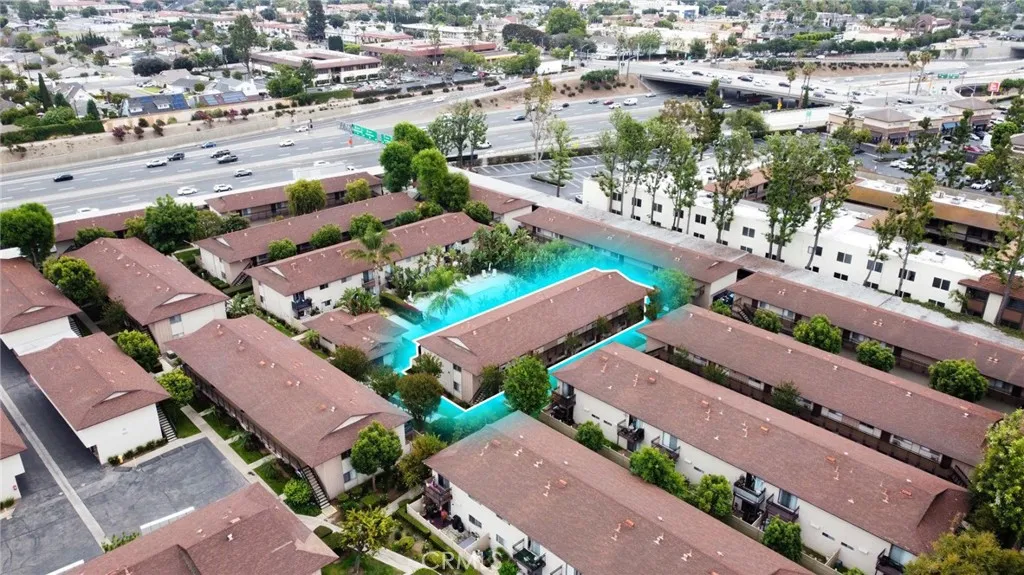 549 N Tustin Avenue