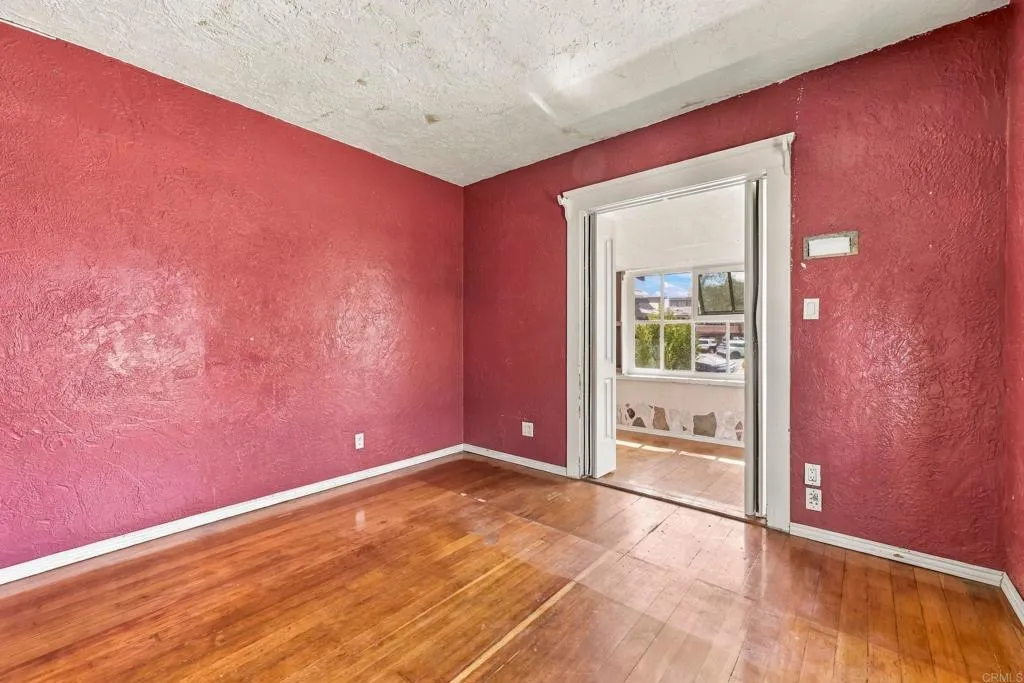 https://cdn.realtyfeed.com/cdn/127/307095862/0cc38f9ddb9810d5d8b580e1d8133735.webp