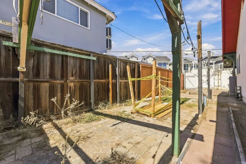 https://cdn.realtyfeed.com/cdn/127/307095862/4b152acce82916866fa6161798d5ad31.webp