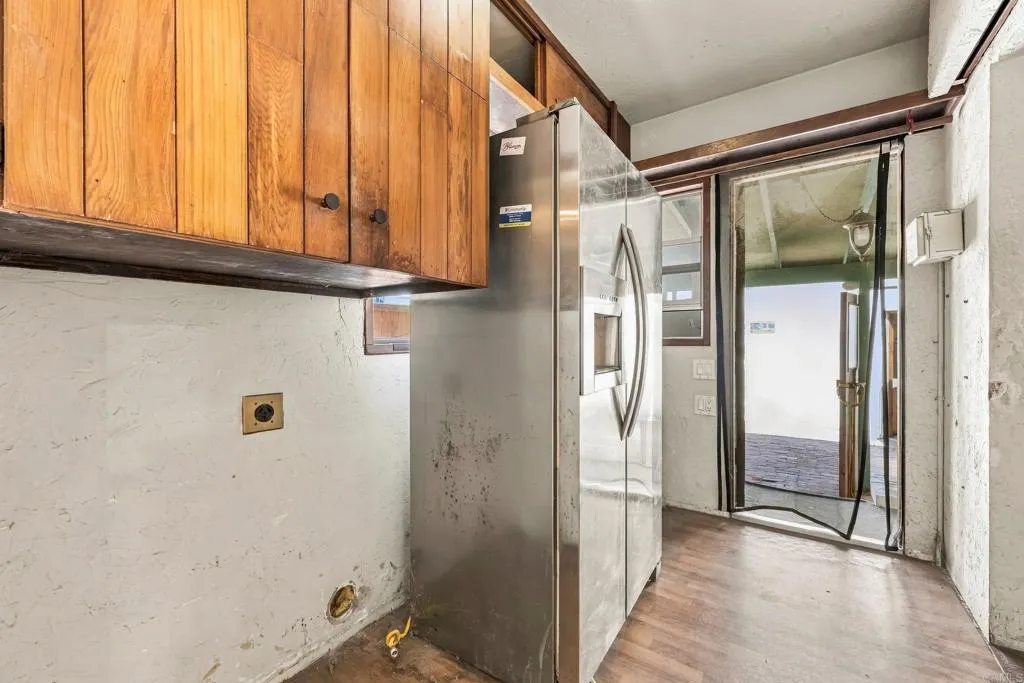 https://cdn.realtyfeed.com/cdn/127/307095862/780dec53011aa2fe7d8ec1bd2b027e33.webp