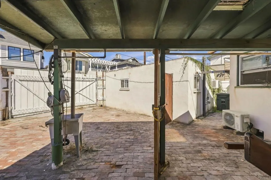 https://cdn.realtyfeed.com/cdn/127/307095862/7f06da50e3cf033f134f096cd9a0064d.webp