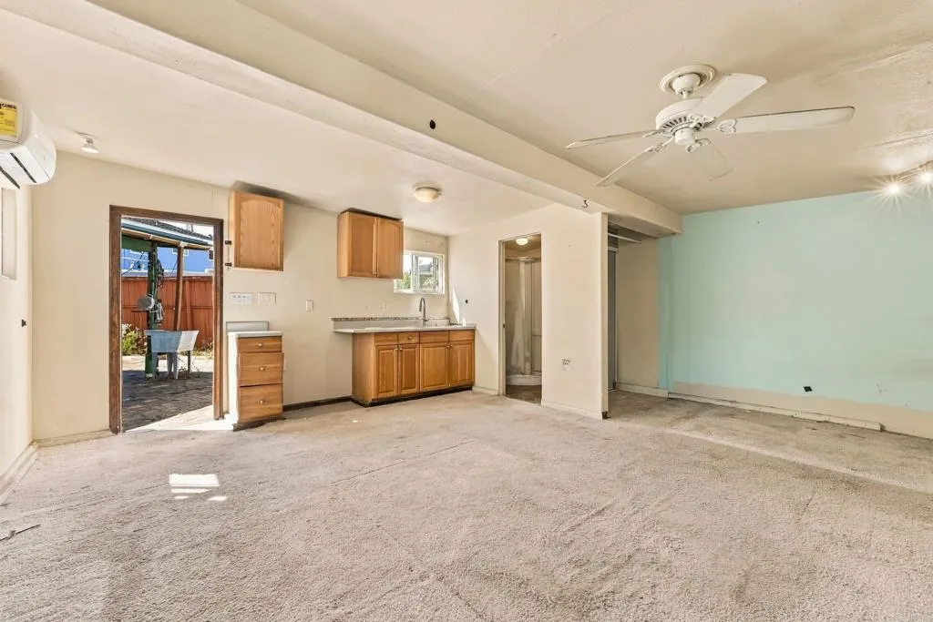 https://cdn.realtyfeed.com/cdn/127/307095862/84935e3a66d6994cf86ad2249538af70.webp