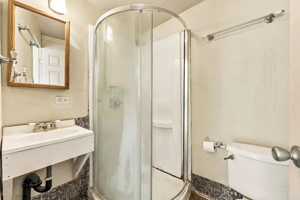 https://cdn.realtyfeed.com/cdn/127/307095862/db29bdcef4d1d71220d56fbb898f7ffe.webp