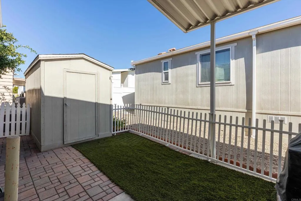 https://cdn.realtyfeed.com/cdn/127/307095877/183c6b7181f4dab3e1e29ee4781f042c.webp