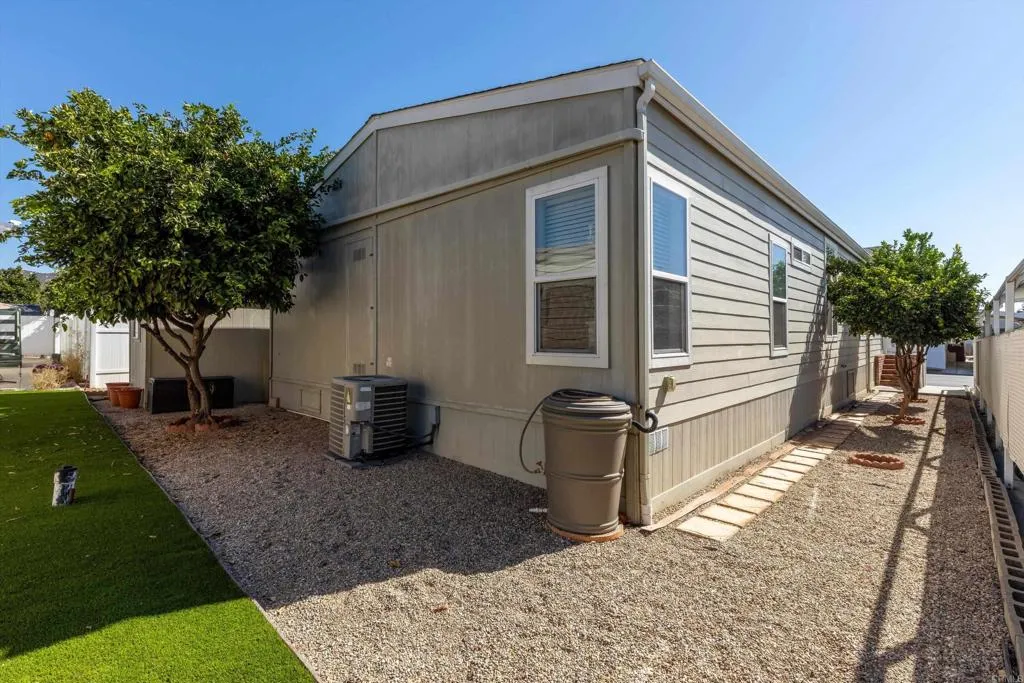 https://cdn.realtyfeed.com/cdn/127/307095877/35a760ba4b7b0a99e7b2a840a5b3e494.webp