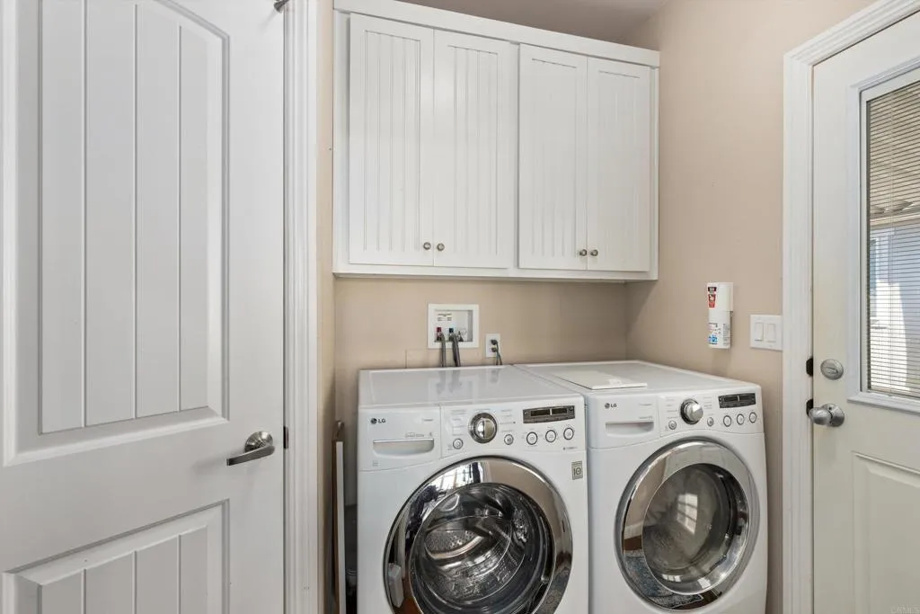 https://cdn.realtyfeed.com/cdn/127/307095877/7dcc414b9b32d35e5a43e609fc7c079a.webp