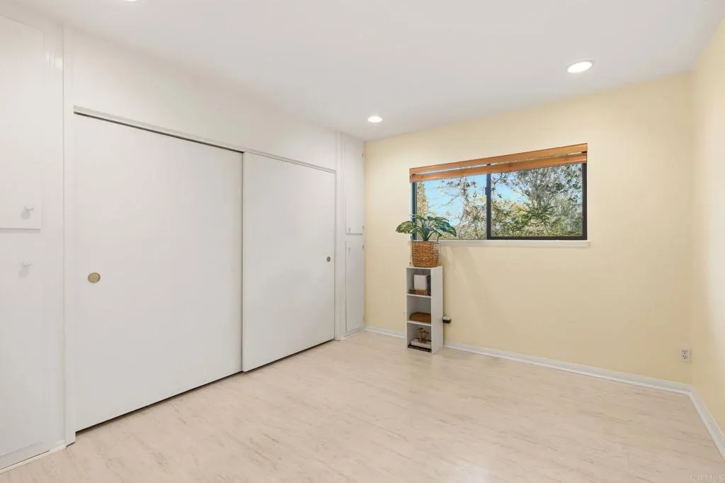 https://cdn.realtyfeed.com/cdn/127/307095879/348e6f8900e6066bd70db6d459fc3efa.webp