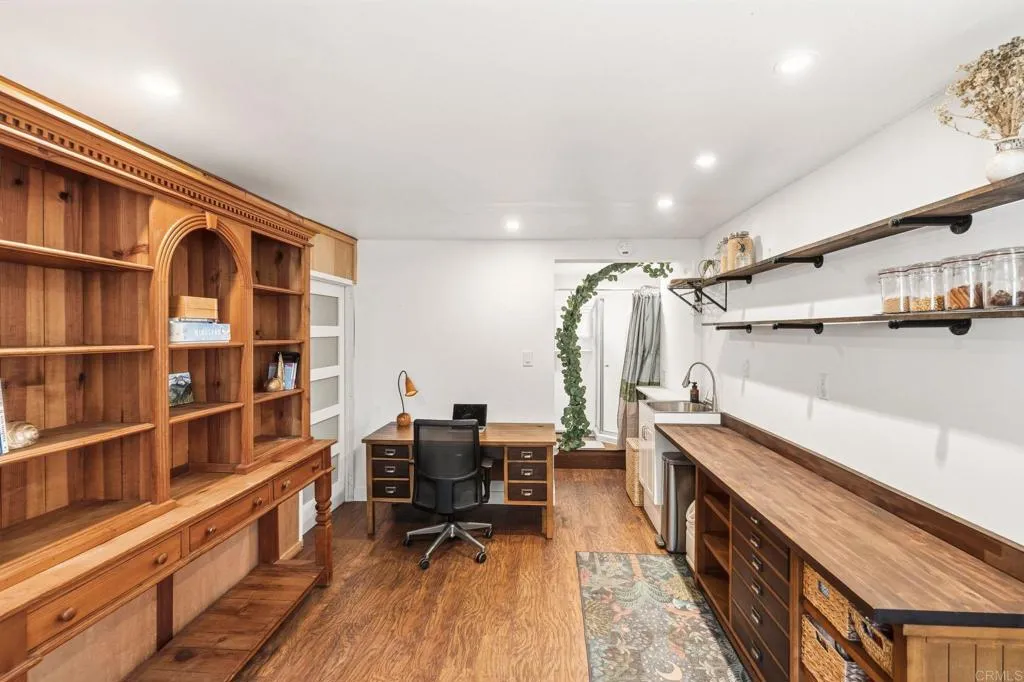 https://cdn.realtyfeed.com/cdn/127/307095879/ad57c2a8ac6431eed4be010b3c0e79cf.webp