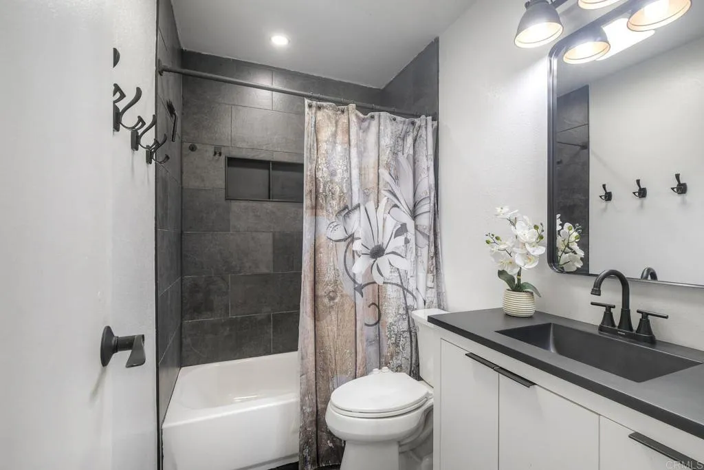 https://cdn.realtyfeed.com/cdn/127/307095923/15caa723cecf3d7cab3065fcab3b401f.webp