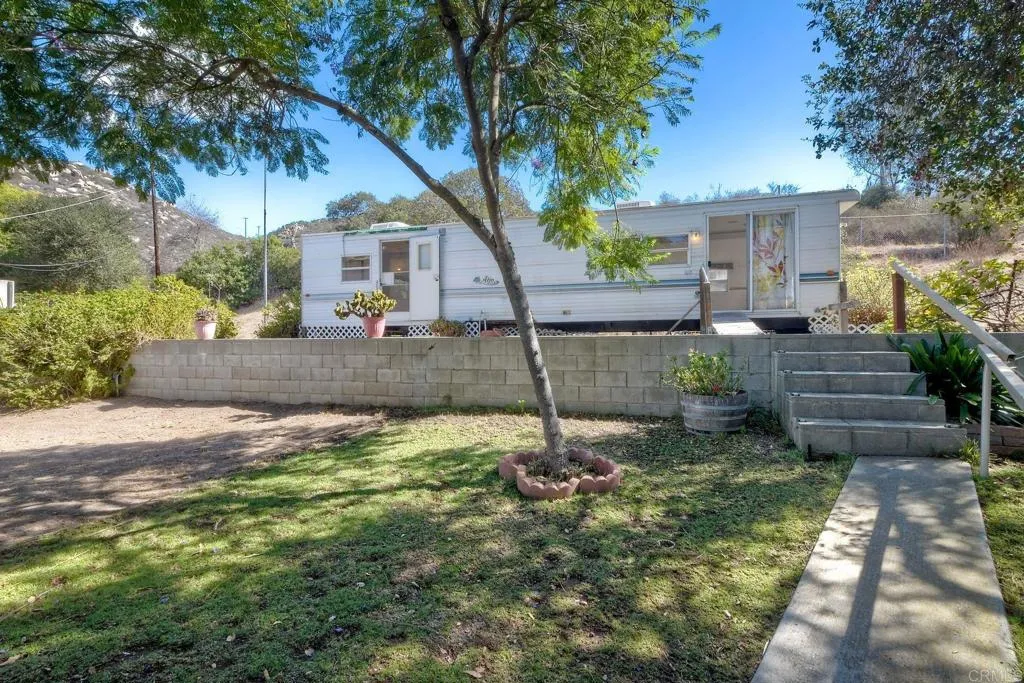 https://cdn.realtyfeed.com/cdn/127/307095923/2a088eed732406974e9e23ec3431b941.webp