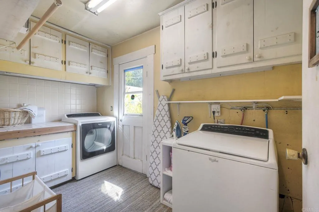 https://cdn.realtyfeed.com/cdn/127/307095923/765dfa8a96332416fddc00fbd95dccf1.webp