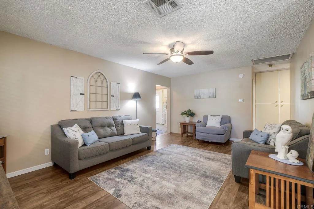 https://cdn.realtyfeed.com/cdn/127/307095923/bb889c8ae899cc28adff12cd2520d48b.webp