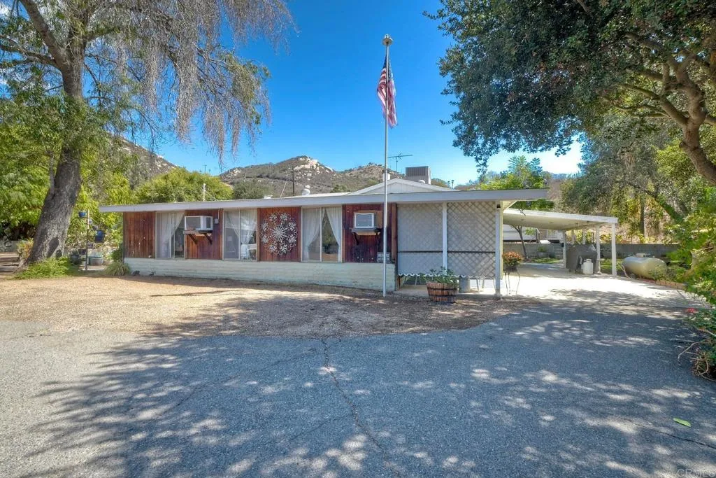 https://cdn.realtyfeed.com/cdn/127/307095923/fb08f96f8e31efee41ab9e47ad4fe810.webp