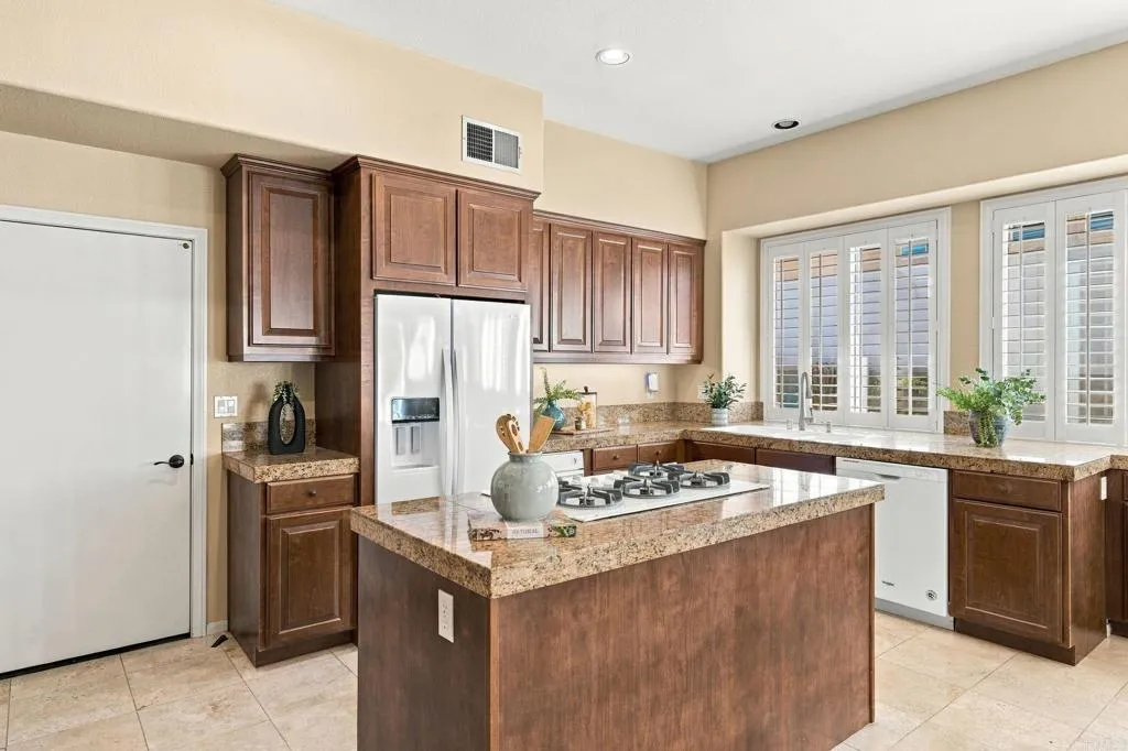 https://cdn.realtyfeed.com/cdn/127/307096183/275262ba550fabd1238147c03446bf33.webp