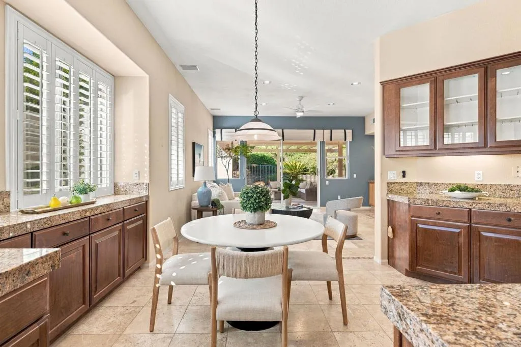 https://cdn.realtyfeed.com/cdn/127/307096183/4b865af138b810a0b04672880a8d9c2d.webp