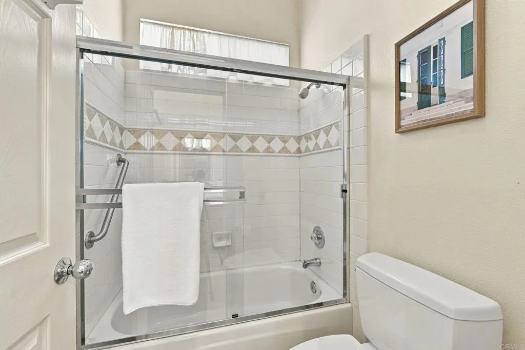 https://cdn.realtyfeed.com/cdn/127/307096183/4dc362b3be3f7ed8718f0cb55dffe83c.webp