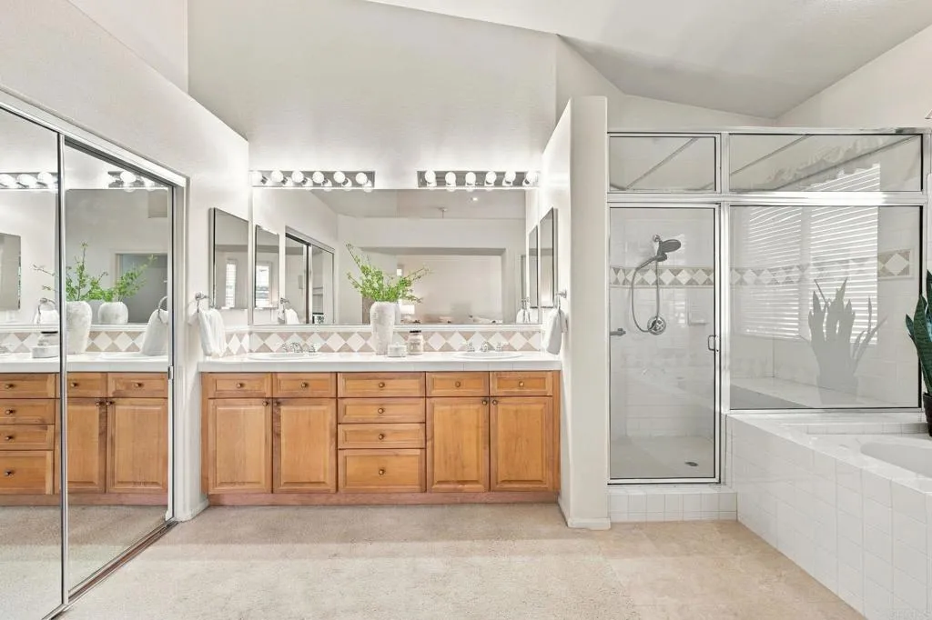 https://cdn.realtyfeed.com/cdn/127/307096183/5fe11d6ee25aaafd0d134436c95e7112.webp