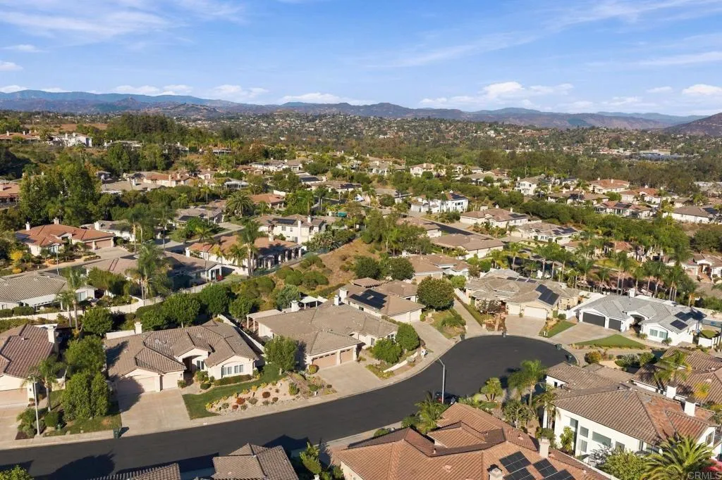 https://cdn.realtyfeed.com/cdn/127/307096183/606767d4534231d82f9fa9206429442e.webp