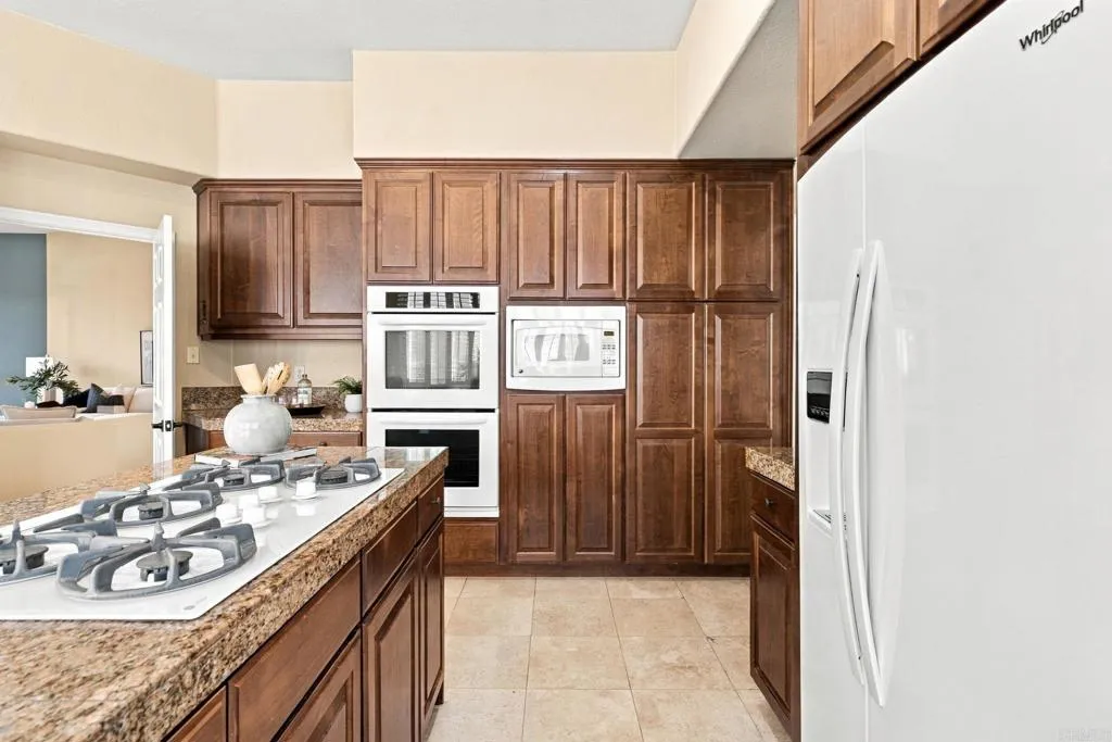 https://cdn.realtyfeed.com/cdn/127/307096183/8c6d659c3bc460e13ca5d19550a09389.webp