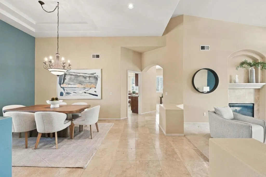 https://cdn.realtyfeed.com/cdn/127/307096183/cc494a41eb10809cc3d5e104ac37ee63.webp