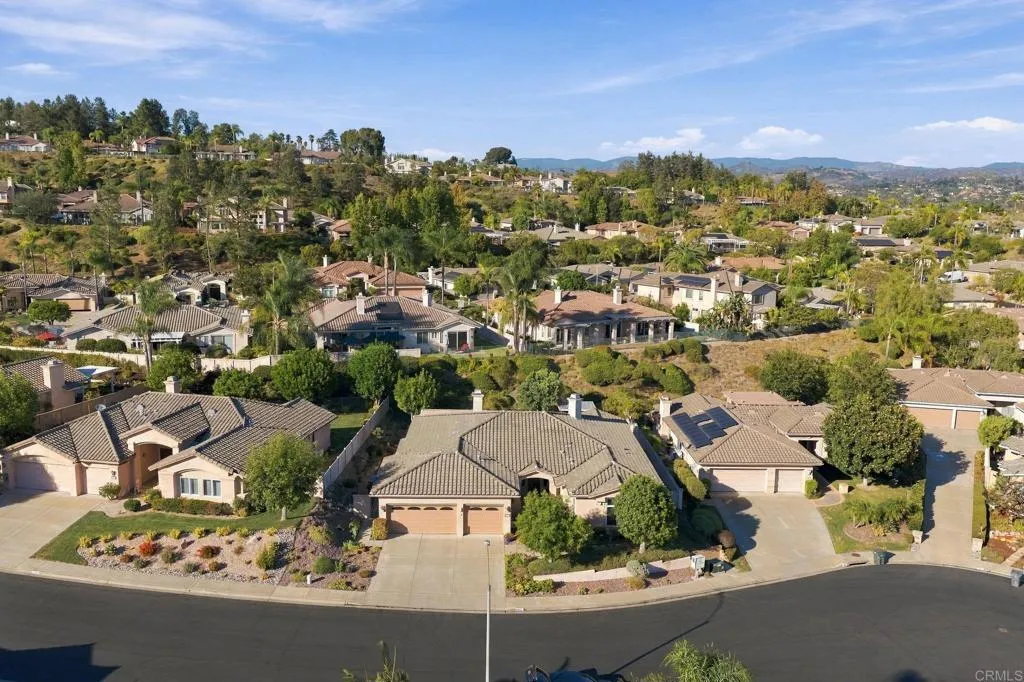 3268 Via Zamora, Escondido, CA 92029 - Photo 5 of 63, Escondido, CA