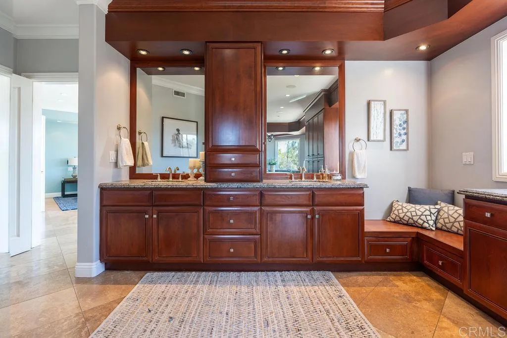 https://cdn.realtyfeed.com/cdn/127/307096281/4f95706ca84047ac48b00b11b8840110.webp