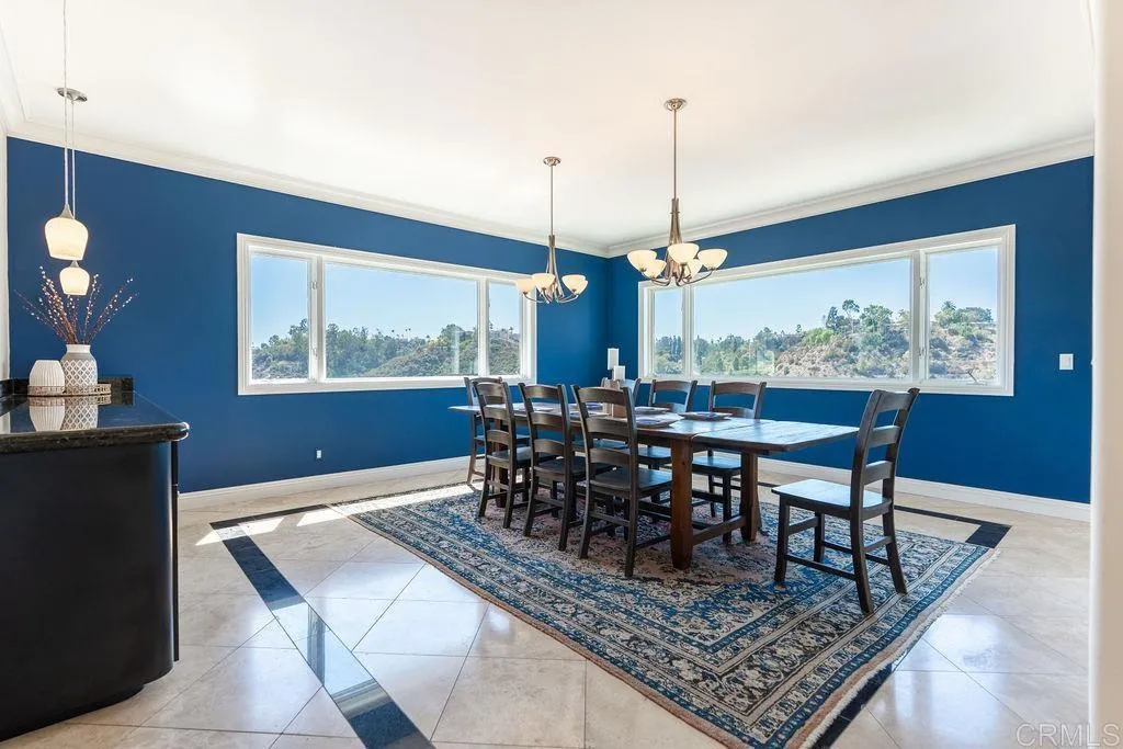 https://cdn.realtyfeed.com/cdn/127/307096281/7f43f9300a4d8100eb05cb3039d15dc5.webp