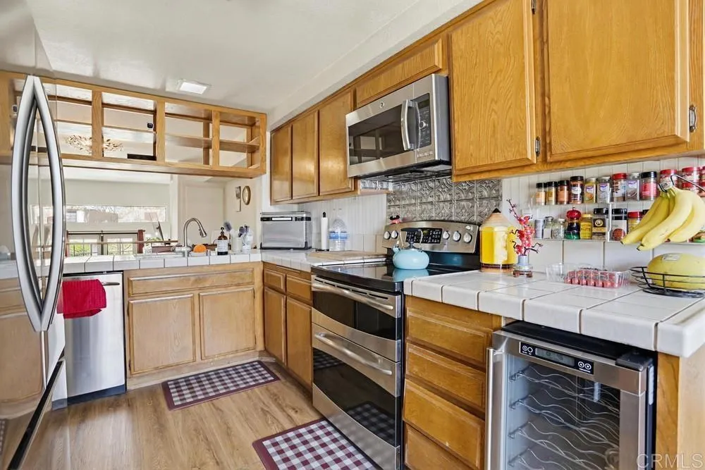 https://cdn.realtyfeed.com/cdn/127/307096338/c3f09b842b28aa71d5c0df8f38873510.webp