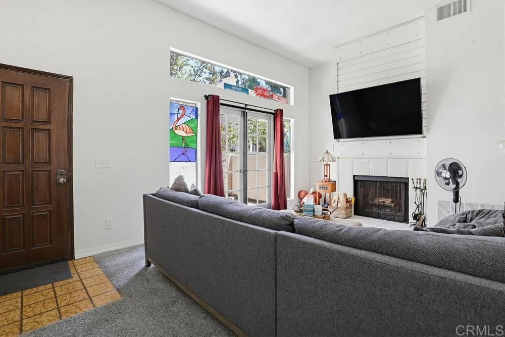 https://cdn.realtyfeed.com/cdn/127/307096338/cdacf2539de3bf7070b3c71e531bd120.webp