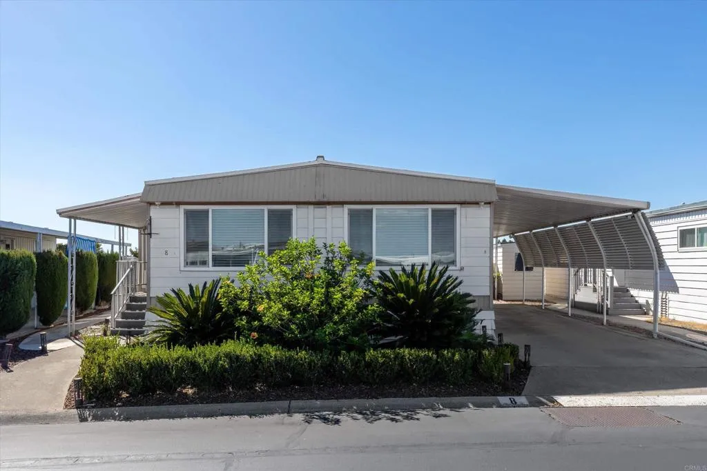 https://cdn.realtyfeed.com/cdn/127/307096435/2d1d62b4715f31c28634c71ca01768b4.webp