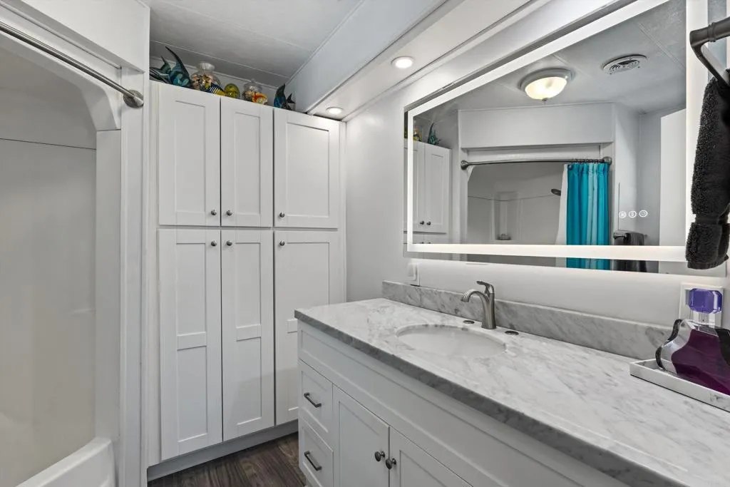 https://cdn.realtyfeed.com/cdn/127/307096435/8d0a88d4847df58dc3d0933c984b699e.webp