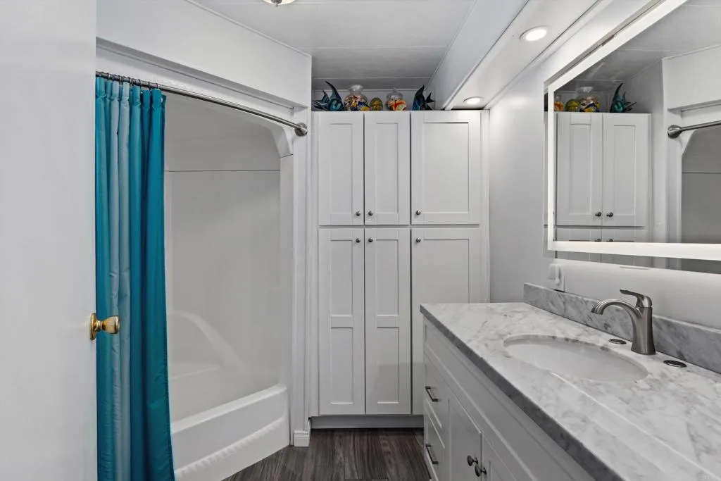 https://cdn.realtyfeed.com/cdn/127/307096435/e91cd742f7072651ceb2e28268ae4f81.webp